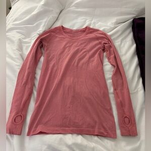 Lululemon Swiftly Tech Long Sleeve Crew(read description)